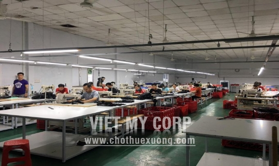 Sang xưởng may balo tú xách 700m2 có sẵn công nhân vs máy móc ở Thuận An, BD 4