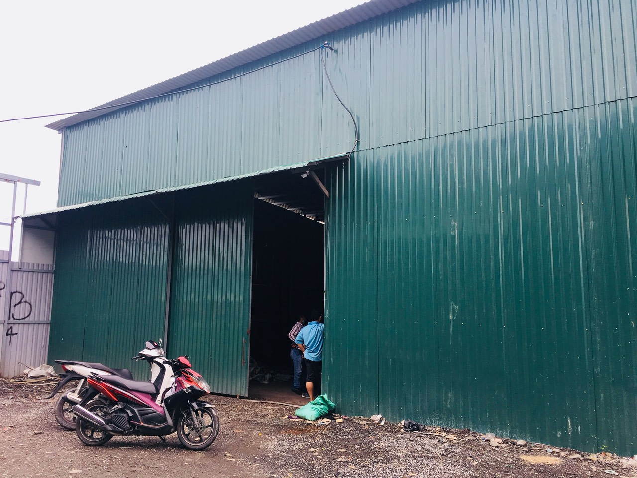 Cần cho thuê gấp nhà xưởng 400m2 Nguyễn Ảnh Thủ quận 12